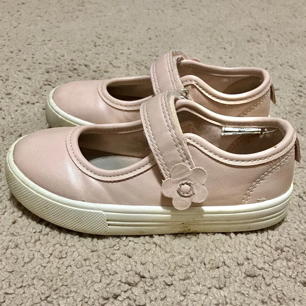 OshKosh B'gosh Dusty Pink Mary Jane Sneakers shoes‎ Toddler Sz 7M